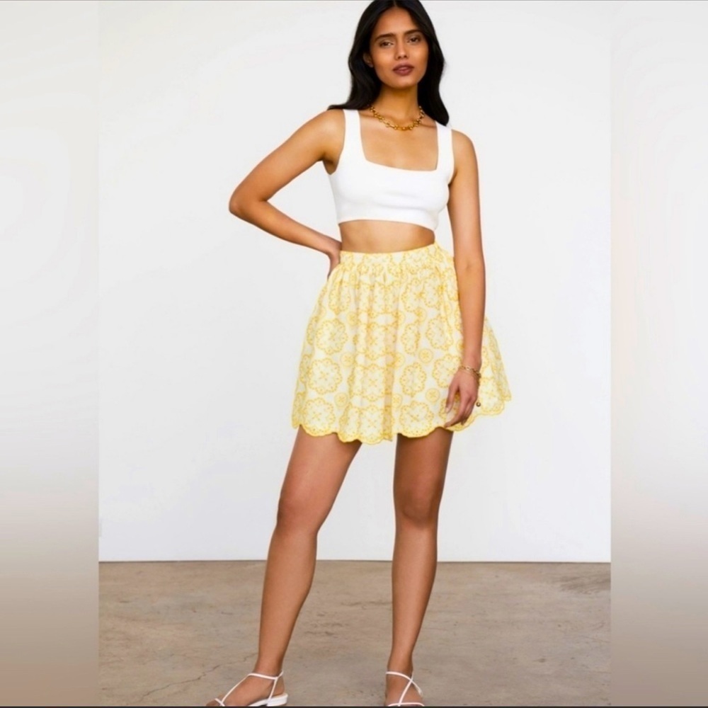 CARTOLINA Nantucket Chloe Pull on Skirt Yellow Embroidered Size M NWT